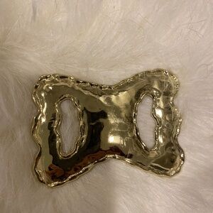 Butterfly belt buckle